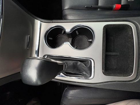 Used 2022 Jeep Grand Cherokee Limited image 14