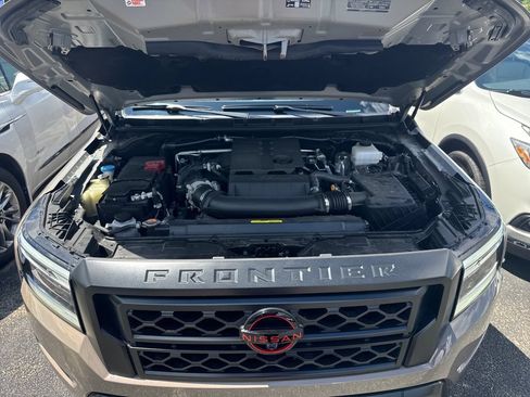 Used 2024 Nissan Frontier PRO-4X w/ Pro Convenience Package AWD/4WD image 41