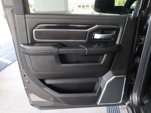 Used 2022 RAM 2500 Laramie AWD/4WD image 34