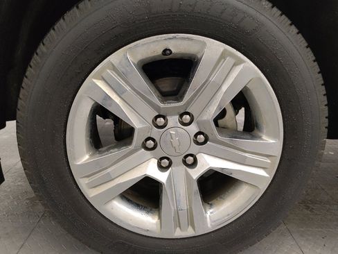 Used 2019 Chevrolet Silverado 1500 Custom w/ Custom Convenience Package image 31