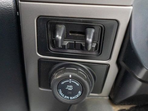 Used 2022 Ford F250 Lariat w/ Black Appearance Package image 32