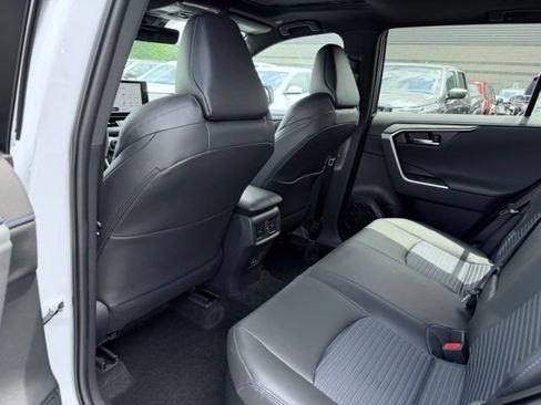 Used 2024 Toyota RAV4 XSE w/ Weather Package AWD/4WD image 23