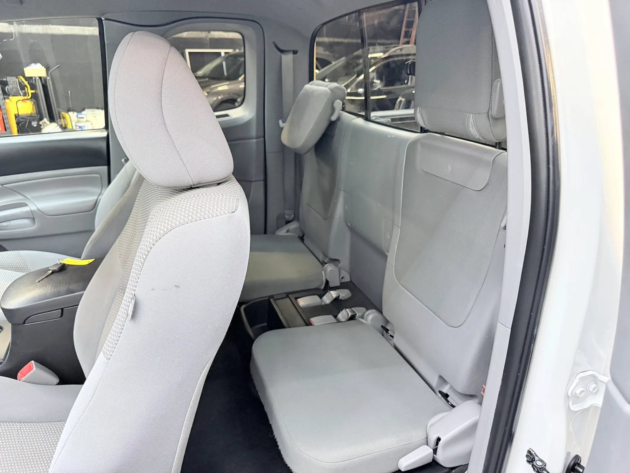 Used 2015 Toyota Tacoma 4x4 Access Cab V6 image 17
