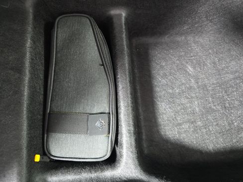 Used 2024 Rivian R1S Adventure AWD/4WD image 34