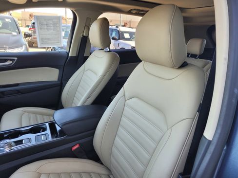 Used 2019 Ford Edge SEL w/ Equipment Group 201A image 22