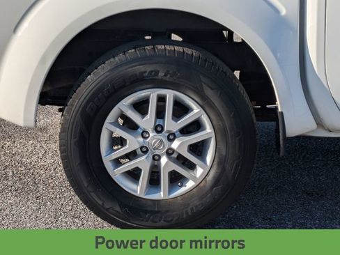 Used 2019 Nissan Frontier SV image 13