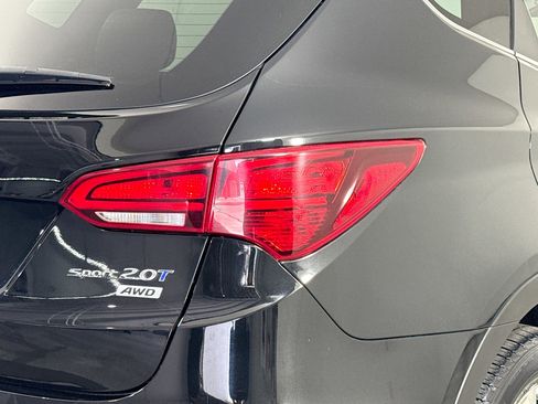 Used 2017 Hyundai Santa Fe Sport 2.0T image 34