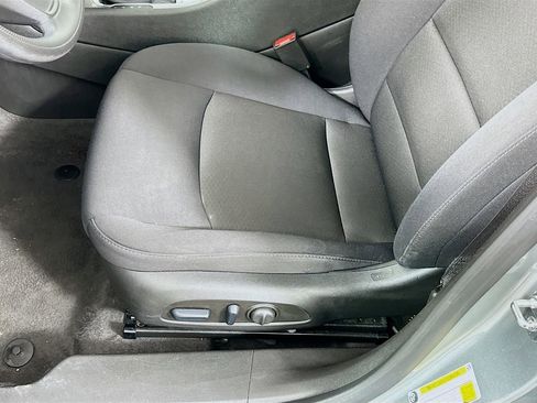 Used 2024 Chevrolet Malibu LT image 19