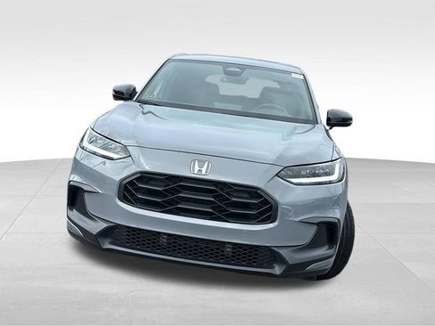 Used 2023 Honda HR-V Sport image 2
