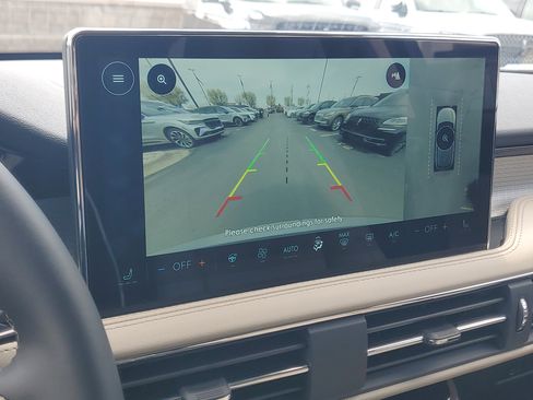 New 2026 Lincoln Corsair Premiere image 21