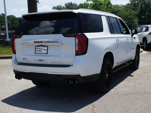 Used 2022 GMC Yukon XL Denali RWD image 23