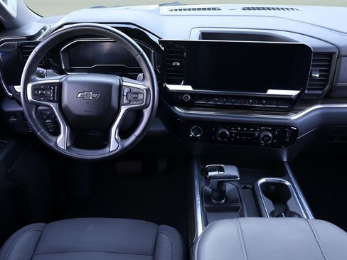 Used 2023 Chevrolet Silverado 1500 RST w/ Z71 Off-Road Package image 11