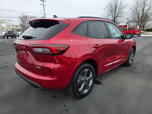 Certified 2023 Ford Escape ST-Line w/ Tech Pack #1 image 5
