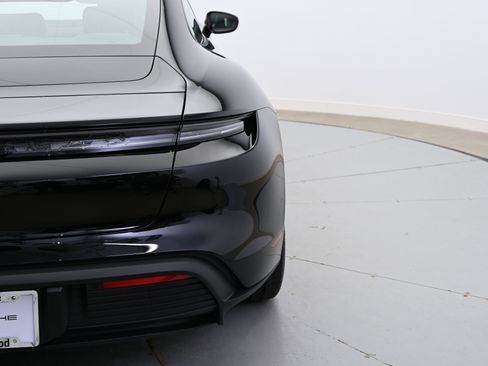 Certified 2025 Porsche Taycan image 14