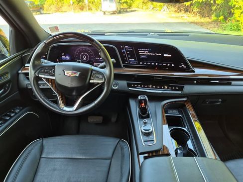 Certified 2023 Cadillac Escalade Premium Luxury AWD/4WD image 23