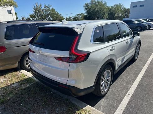Used 2024 Honda CR-V EX image 2