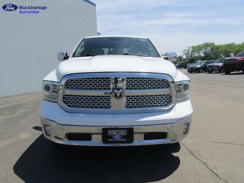 Used 2017 RAM 1500 Laramie w/ Convenience Group AWD/4WD image 6