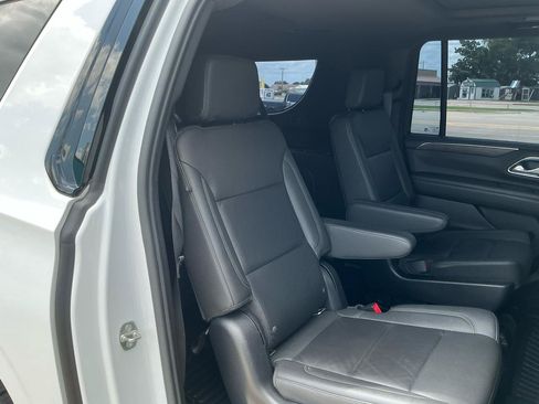 Used 2021 Chevrolet Suburban Z71 AWD/4WD image 25