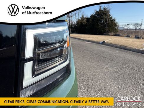 Used 2024 Nissan Titan SV w/ SV Bronze Edition Package image 10