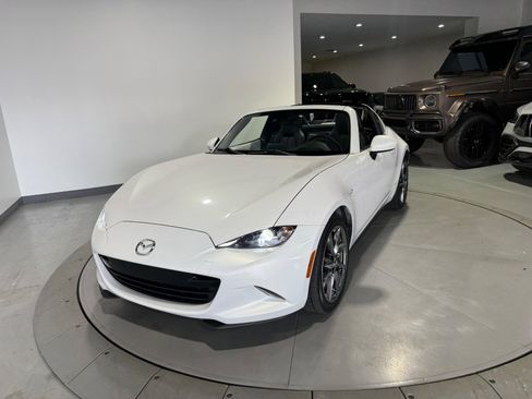 Used 2017 MAZDA MX-5 Miata RF Grand Touring RWD image 6