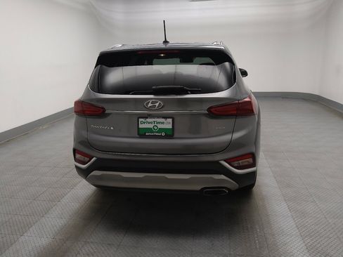 Used 2019 Hyundai Santa Fe SE image 7