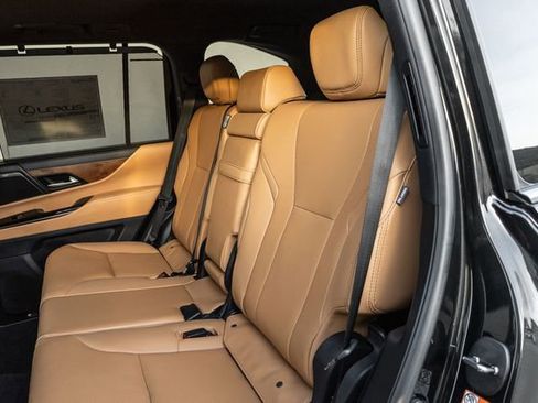 New 2026 Lexus LX 600 4WD w/ Luxury Package image 8