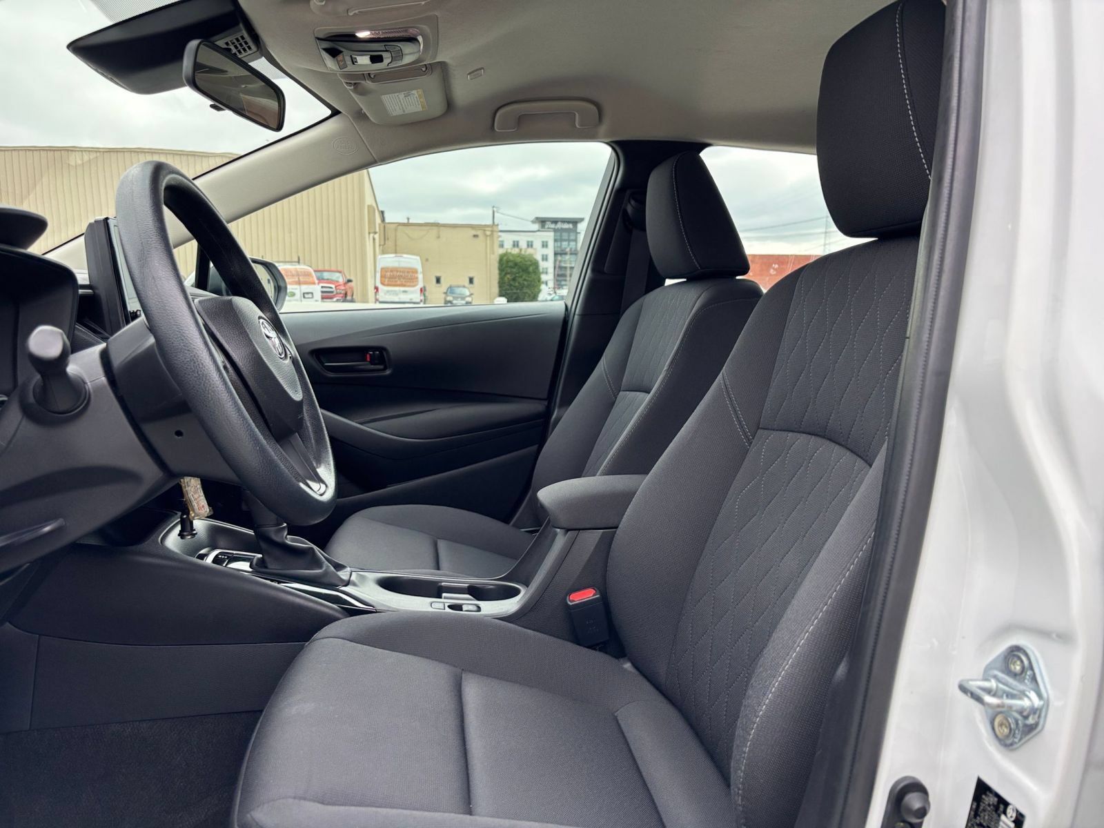 Used 2025 Toyota Corolla LE FWD image 24