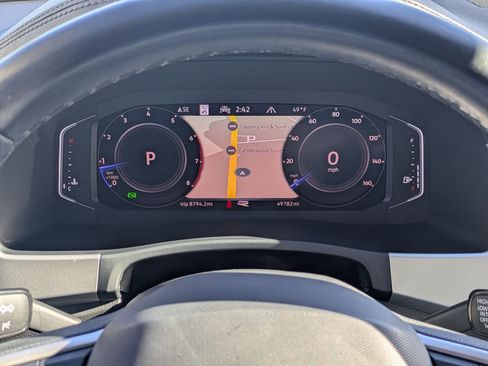 Used 2022 Volkswagen Atlas SEL Premium image 19