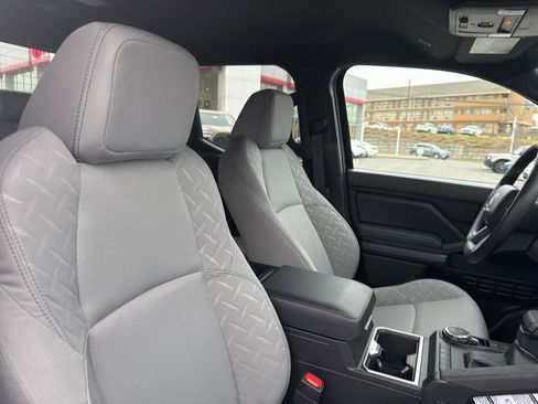 New 2025 Toyota Tacoma SR5 image 11
