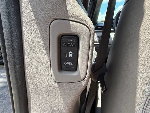 Used 2015 Honda Odyssey EX-L image 15