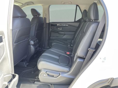 New 2025 Honda Pilot EX-L image 16