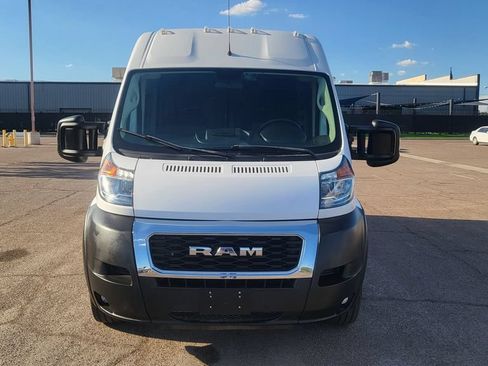 Used 2021 RAM ProMaster 2500 w/ Premium Appearance Group FWD image 3