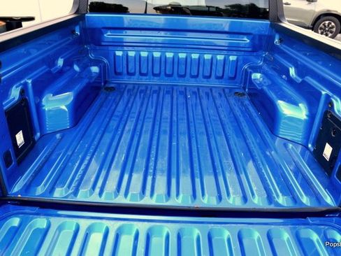Used 2022 Ford Maverick XLT image 12