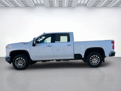 Used 2024 Chevrolet Silverado 2500 LTZ w/ LTZ Premium Package AWD/4WD image 7