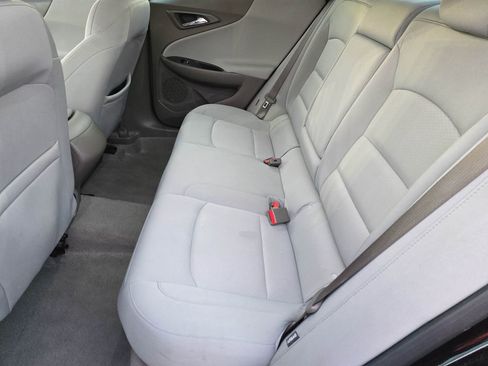 Used 2018 Chevrolet Malibu LS image 14