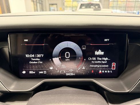 Used 2024 GMC Acadia AT4 image 34