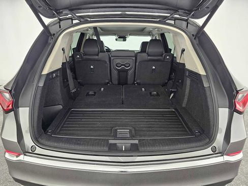 Certified 2025 Acura MDX SH-AWD image 16