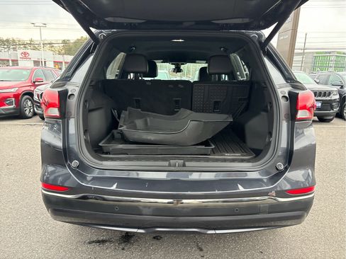 Certified 2022 Chevrolet Equinox RS w/ LPO, Floor Liner Package image 31