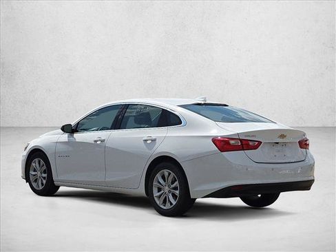 Used 2025 Chevrolet Malibu LT FWD image 7