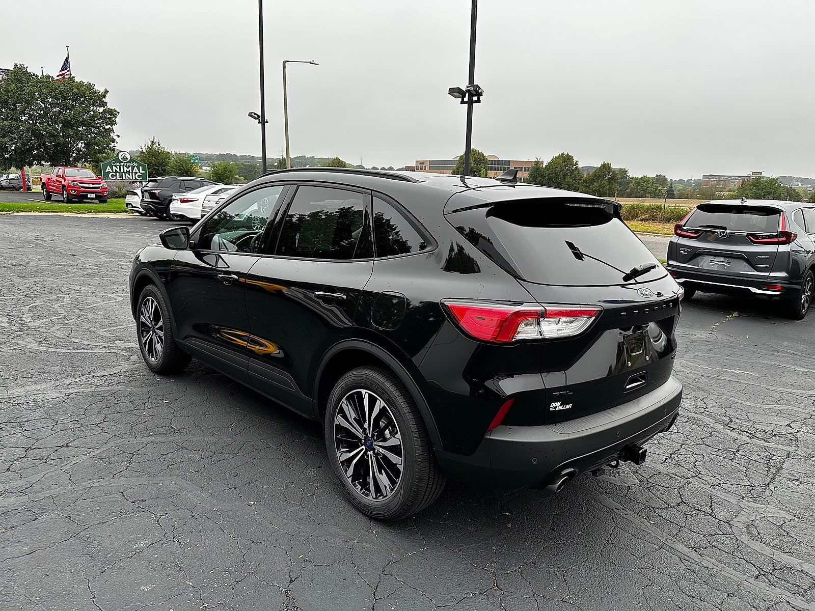 Used 2022 Ford Escape SEL w/ SEL Stealth AWD Package image 4
