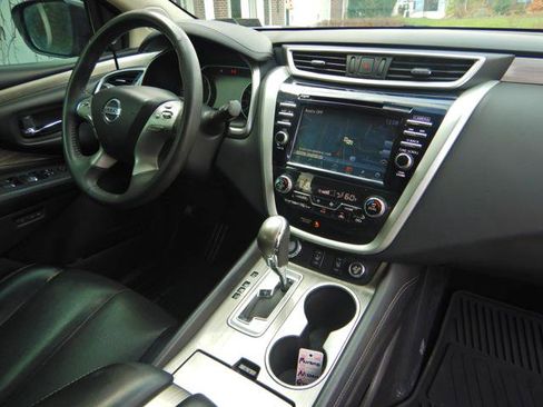 Used 2017 Nissan Murano SL w/ SL Technology Package image 5