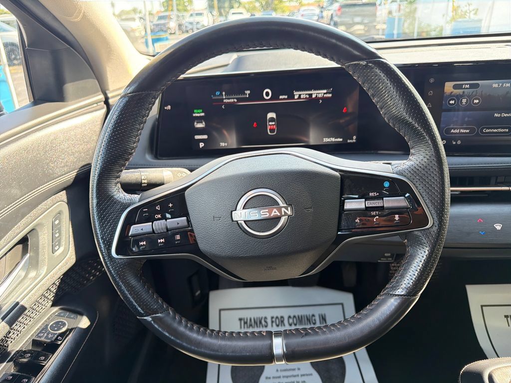 Used 2023 Nissan Ariya FWD image 32