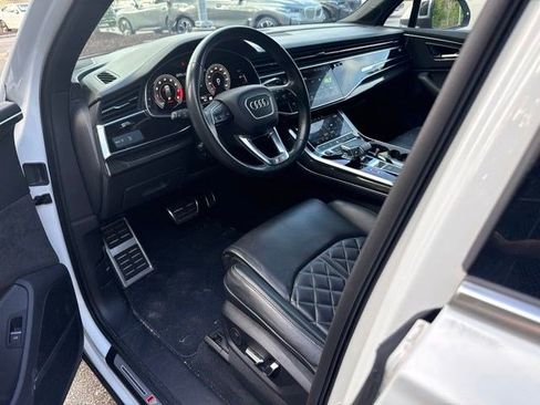 Used 2021 Audi SQ7 Premium Plus w/ Driver Assistance Package AWD/4WD image 16