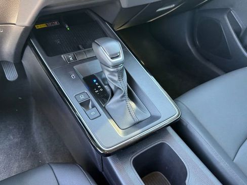 Used 2026 Toyota Corolla Cross XLE w/ Convenience Package image 23