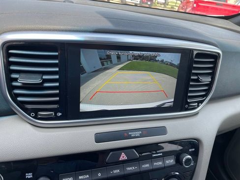 Used 2021 Kia Sportage S w/ S AWD Premium Package image 21