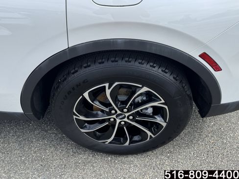 Used 2026 Lincoln Nautilus Premier w/ Equipment Group 102A AWD/4WD image 12