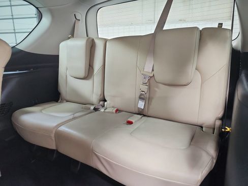 Used 2023 Nissan Armada SL AWD/4WD image 13