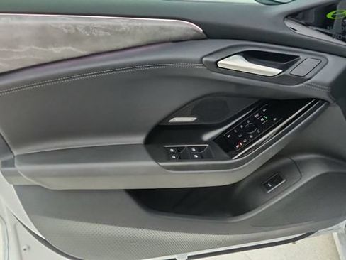 Used 2025 Audi A6 e-tron Prestige w/ Black Warm Weather Package RWD image 36