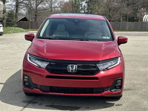 Used 2026 Honda Odyssey Touring image 9