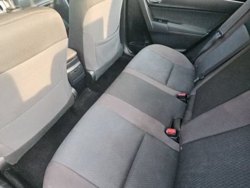 Used 2017 Toyota Corolla LE FWD image 12